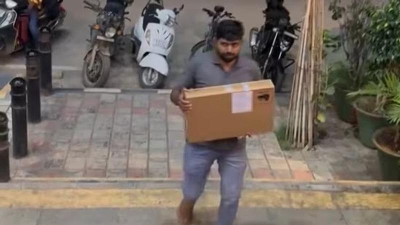 A Bengaluru resident has surprised the internet with his quick decision to order a brand-new laptop and get it delivered within 13 minute