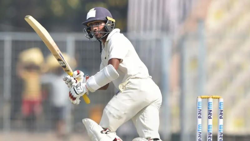 Abhimanyu Easwaran hits century in duleep trophy