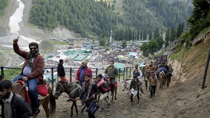 51,000 pilgrims pay obeisance at Amarnath cave in just 3 days