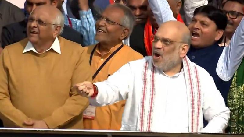 Amit Shah flies kite