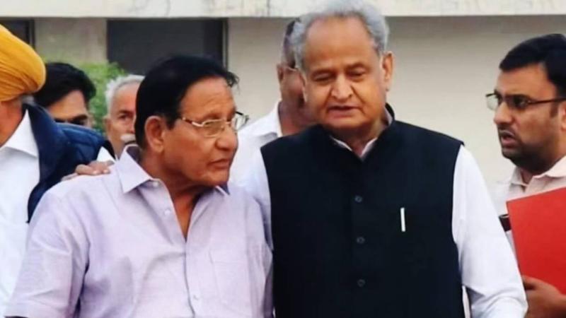 Ashok Gehlot and Shanti Dhariwal