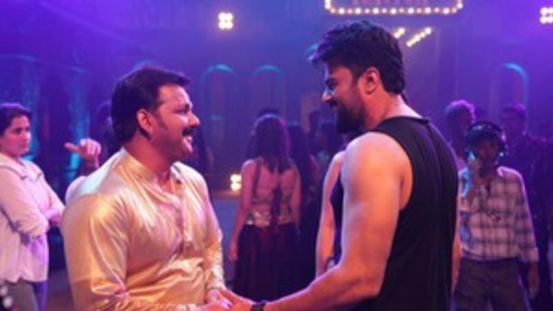 Bhojpuri stars Pawan Singh and Manish Paul were seen shooting together for a special project