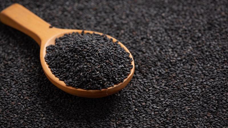  Black sesame seeds