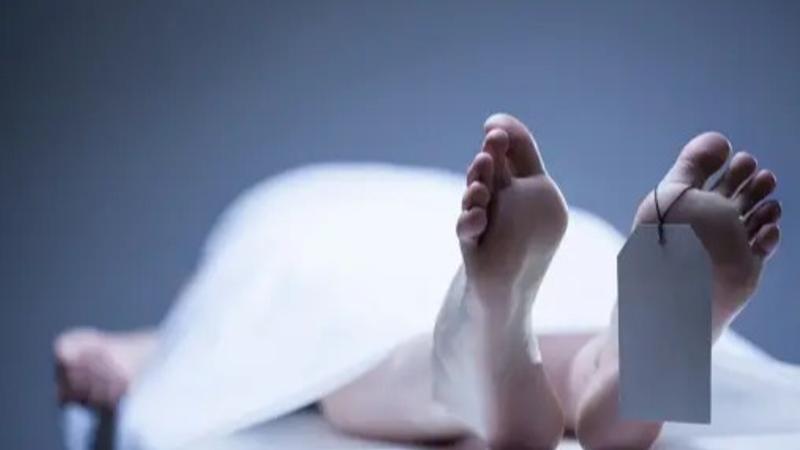 doctor performs surgery after watching video on YouTube teen dies in bihar