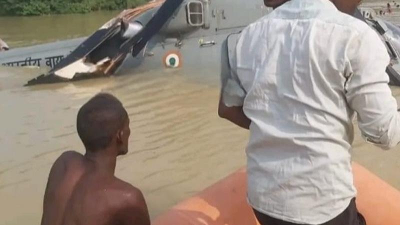 BREAKING: Air Force Helicopter Crashes in Muzaffarpur While Distributing Flood Relief