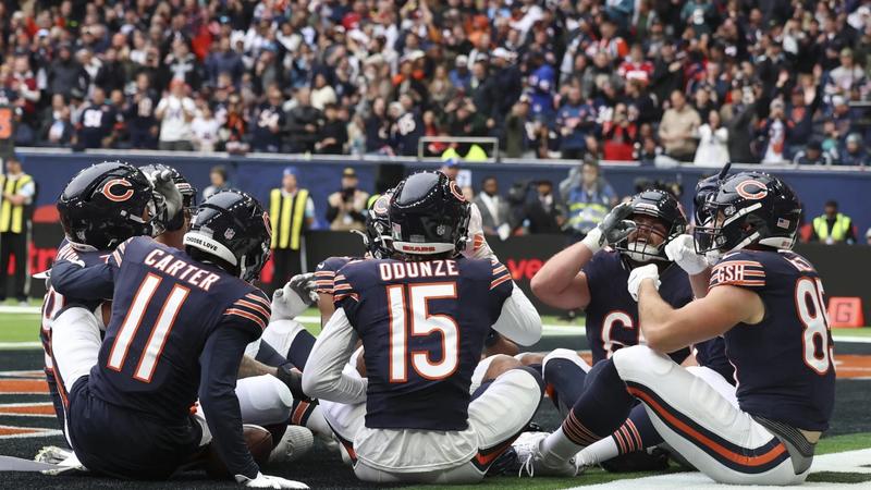 Caleb Williams throws 4 TDs and Bears hold tea party