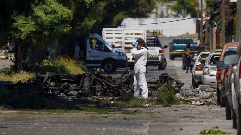 Car bomb explodes outside a police station in western Mexico, wounding 3 officers