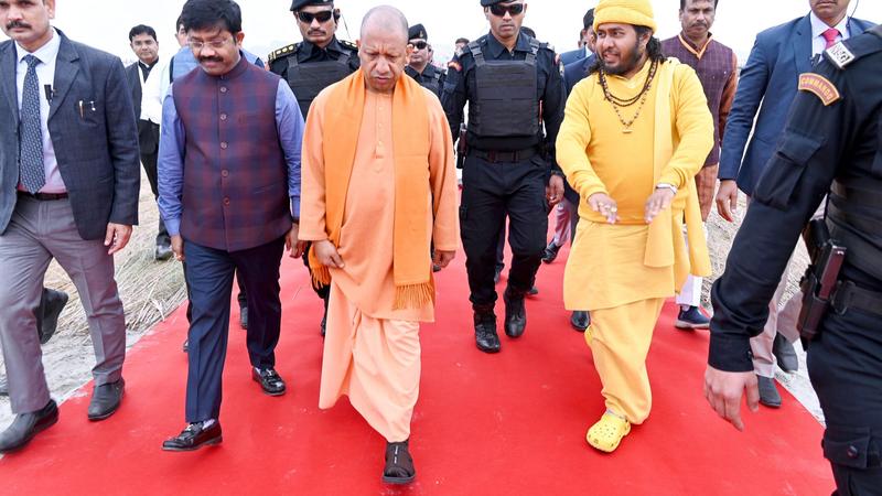 CM Yogi took stock of the preparations for Mahakumbh