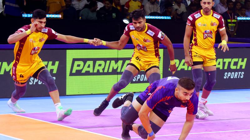 Dabang Delhi K.C. Fightback Against Telugu Titans and Pawan Sehrawat to Register Thrilling Win