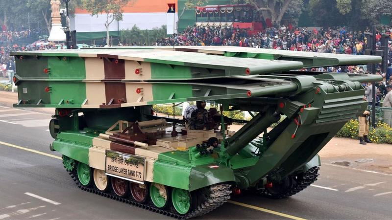 Defence Ministry ink contract with Heavy Vehicles Factory for 47 T-72 Bridge Laying Tanks for Army