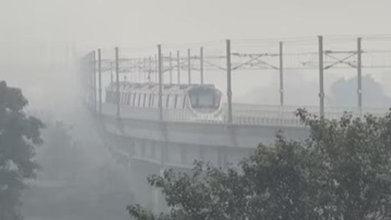 Delhi Metro Achieves Record-Breaking 78.67 Lakh Daily Ridership Amid Pollution Crisis