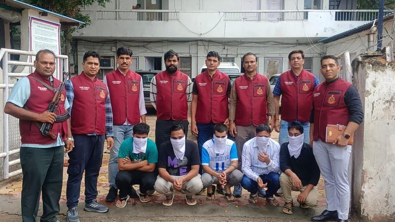 Delhi police bust a Inter State kidney racket and arrested eight people on Friday