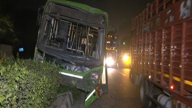 Delhi Shocker: Police Constable Among Two Mowed Down by DTC Bus in Civil Lines 