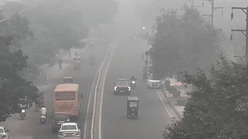 Delhi smog air pollution 