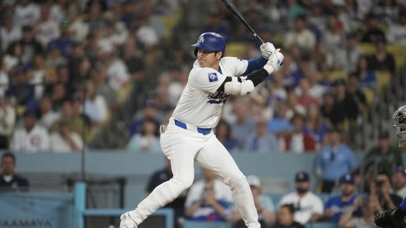 Dodgers hit 4 homers in 1st, then rally to beat Cubs 10-8. Ohtani homers and steals a base