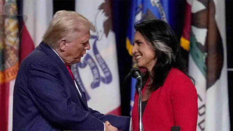 Donald Trump with Tulsi Gabbard