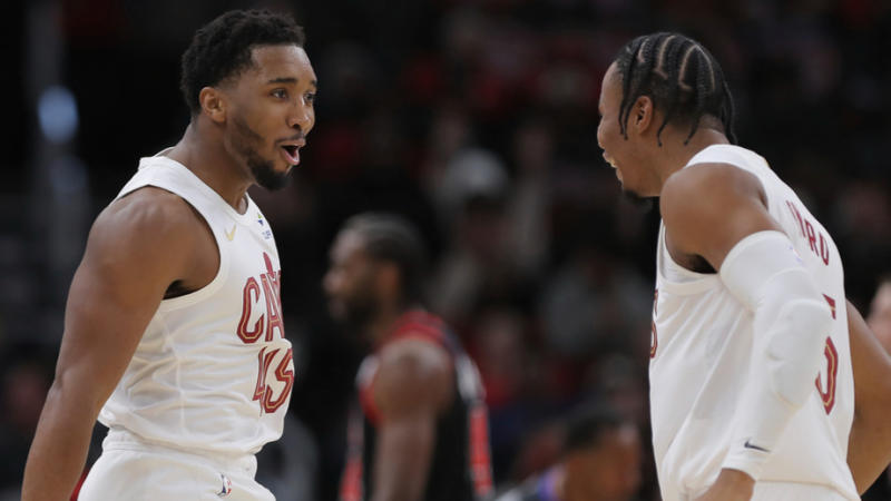 Donovan Mitchell stars for Cleveland Cavaliers against Chicago Bulls