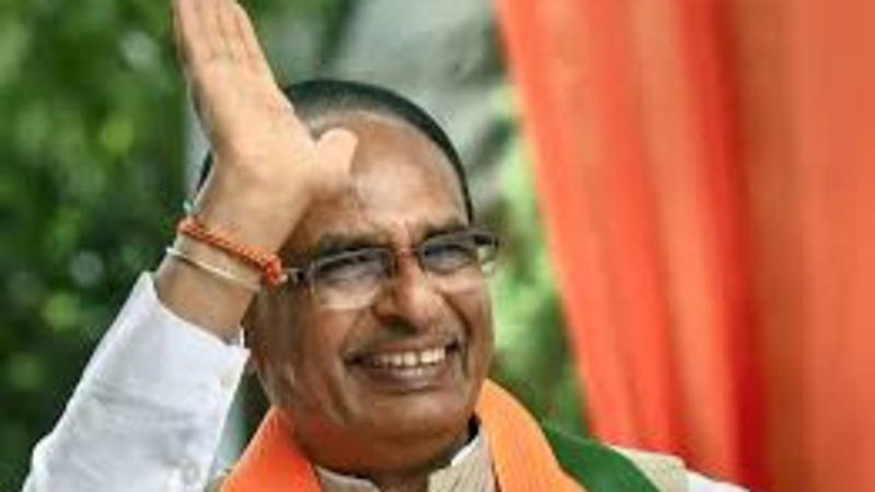 Union minister Shivraj Singh Chouhan arrives in Ranchi to review BJP's LS election performance