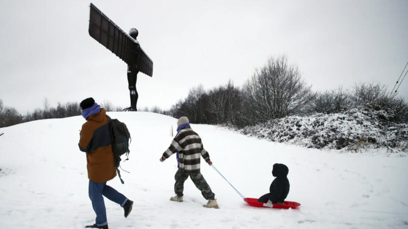 Heavy Snow Disrupts UK: Flights Delayed, Roads Blocked, Power Outages