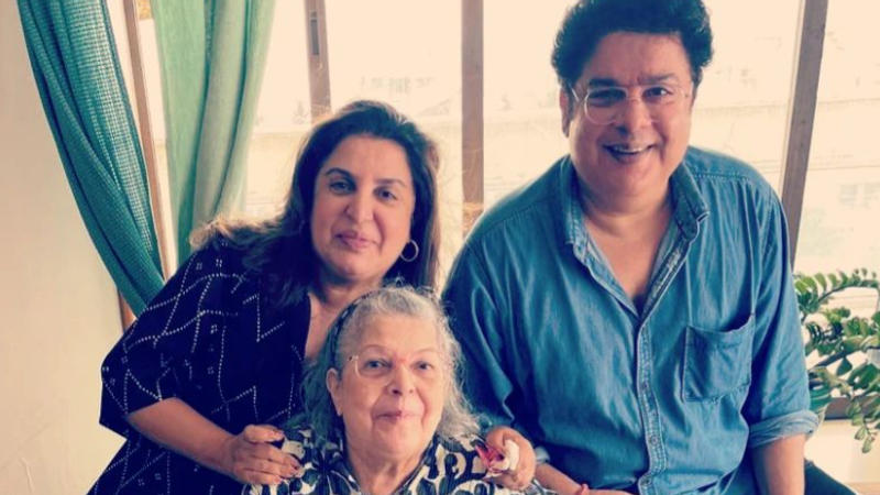 Farah Khan-Sajid Khan with their mother