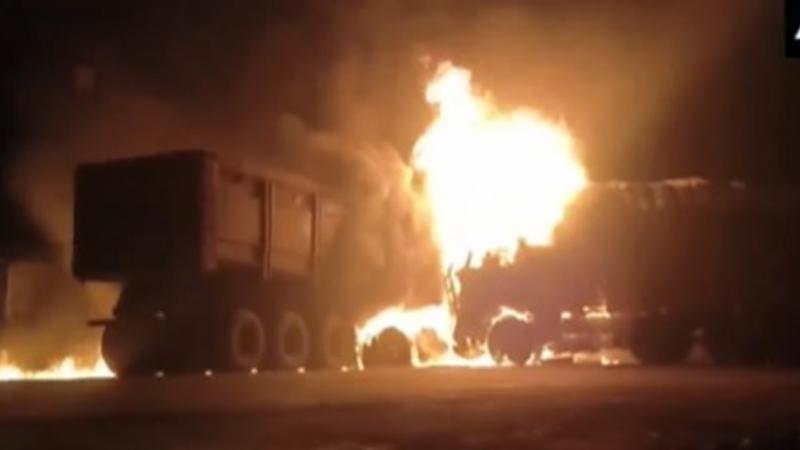 Fire Engulfs 2 Trucks After Massive Head-On Collision In Uttar Pradesh’s Hamirpur