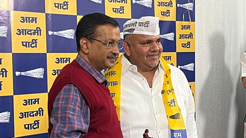 Former Congress MLA Sumesh Shokeen joins AAP