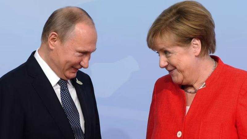 Former German Chancellor Angela Merkel recalls Vladimir Putin's "power games" over the years, remembers contrasting meetings with Barack Obama and Donald Trump