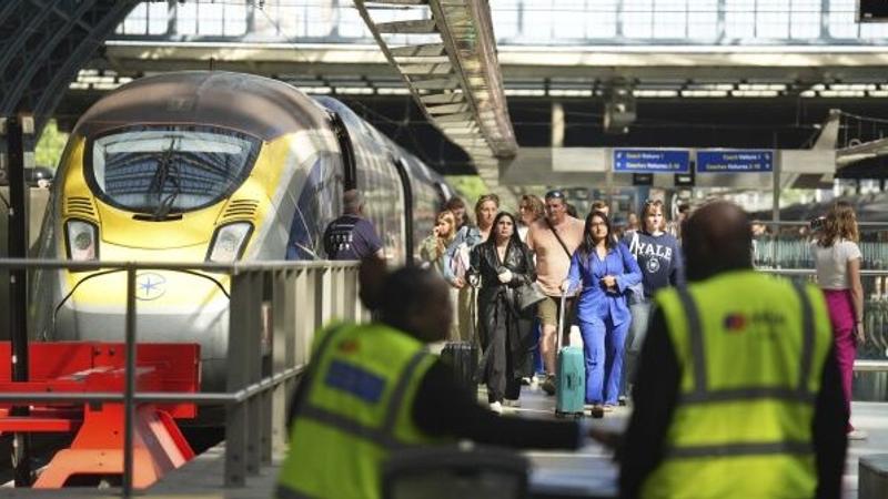 French rail network attacked