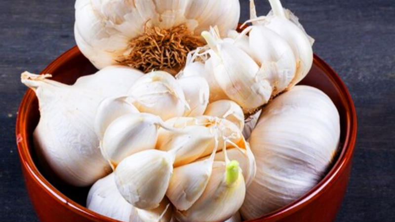 Garlic can be sold in both vegetable and spice markets