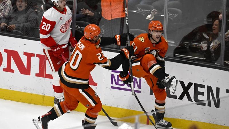 Gauthier finally scores for the Anaheim Ducks