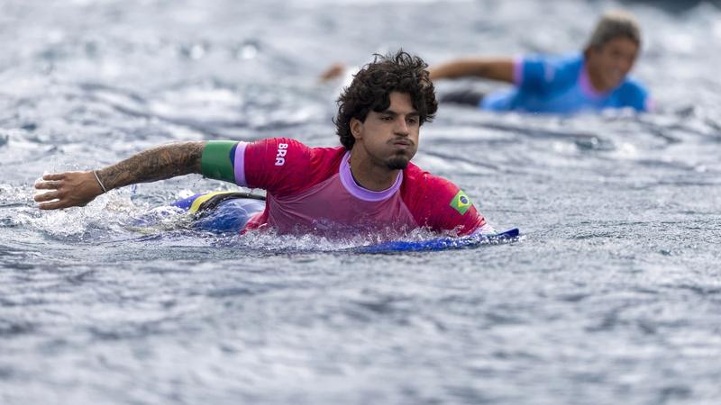 Giant barrels and steady swells for men’s third day of Paris Olympics surfing competition in Tahiti