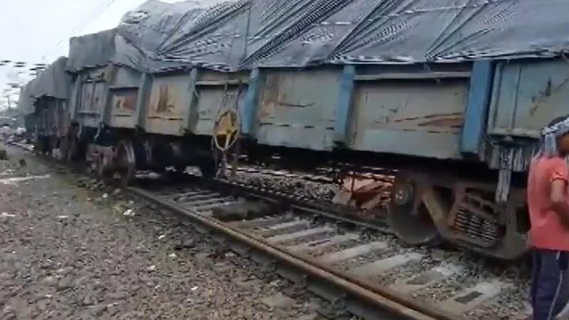 Goods train derail near Bhubaneshwar