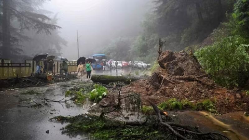 23 roads closed in Himachal, IMD predicts heavy rainfall 