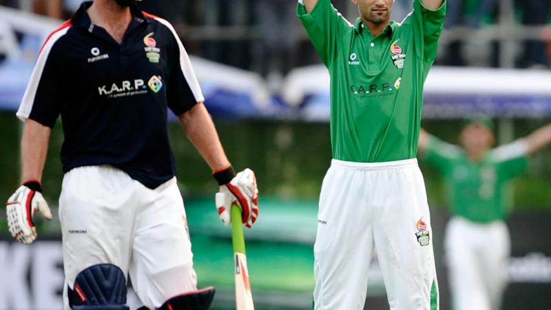 Hong Kong cricket sixes