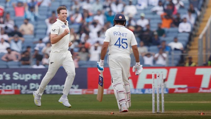 IND v NZ Pune Test 1st Day Stumps