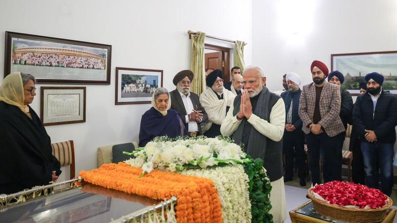 India Bids Emotional Farewell to Manmohan Singh, Top Leaders Attend Last Rites | LIVE