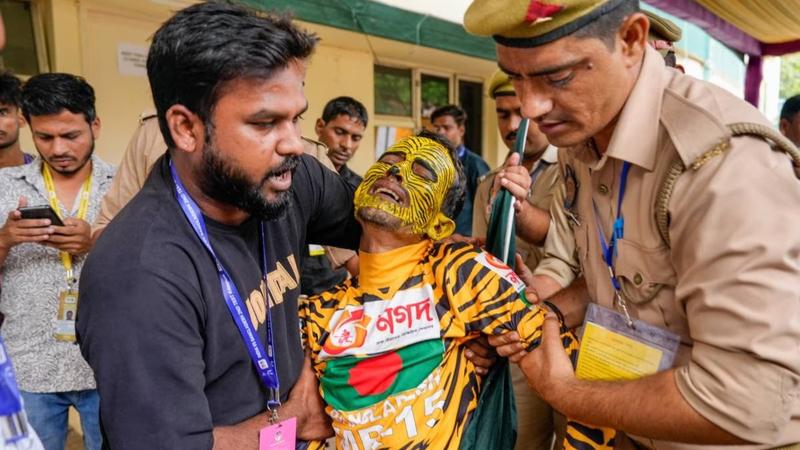 bangladeshi cricket fan tiger roby deported to his country