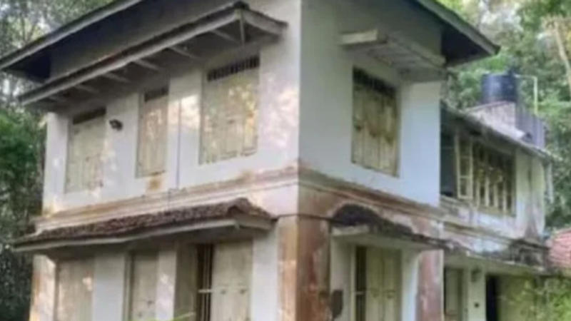 Kochi Shocker: Human Skull And Bones Recovered From Fridge In Abandoned House