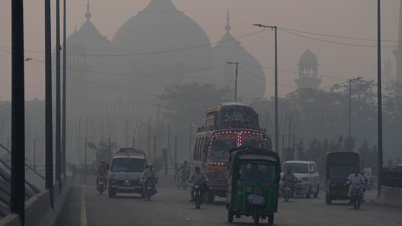 Artificial rain carried out in several Pakistani cities after AQI crossed the danger mark