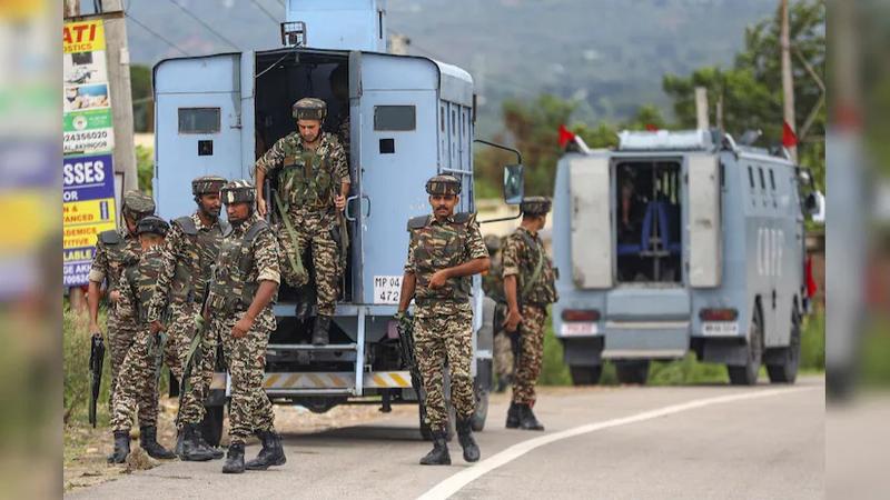 Lashkar commander among 3 killed in Srinagar