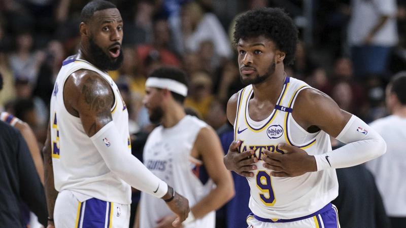 LeBron and Bronny James against Phoenix Suns