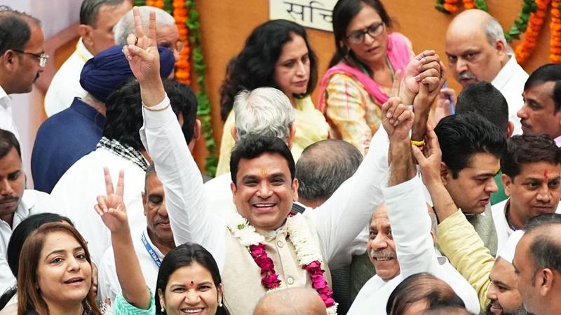 Mahesh Khichi, Delhi New Mayor