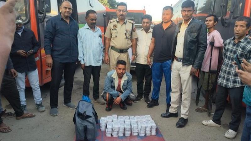 Man Arrested With Fake Notes Worth Rs 60.58 Lakh In Guwahati