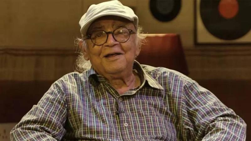 Manoj Mitra breathed his last on November 12