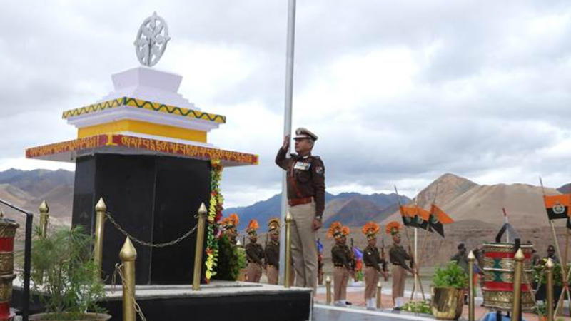 Manoj Yadava Becomes First RPF DG To Visit Hot Spring Memorial In Ladakh