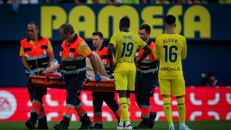 Marc-Andre Ter Stegen is taken off the field during the game against Villarreal.