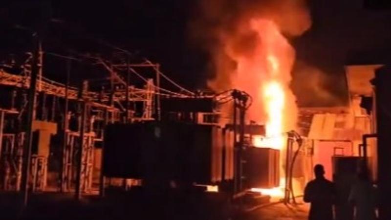 Massive Fire Breaks Out at Receiving Station at Nowgam in J&K