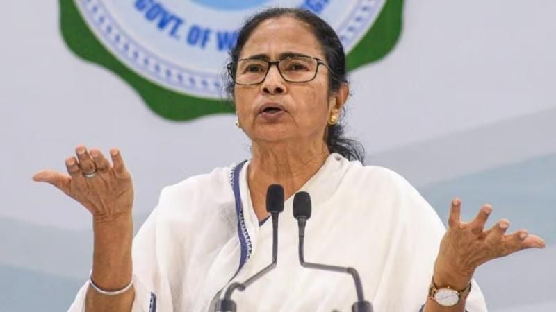 Mamata fumes at MLAs, bureaucrats for below-par civic amenities in Bengal