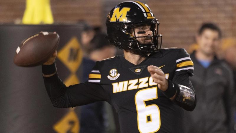 Missouri quarterback Drew Pyne