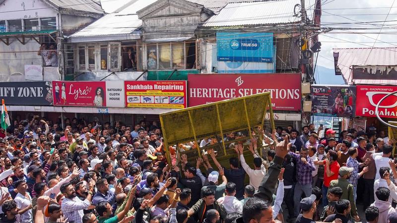 Mosque dispute: Protest in Himachal's Sanjauli